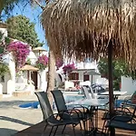 公寓式酒店 Naxos Summerland 3*