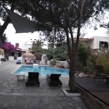 Naxos Summerland 3*
